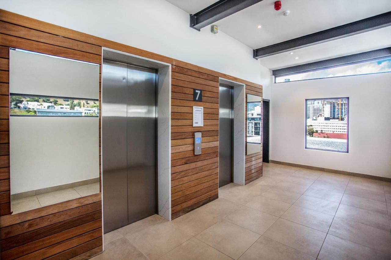 Spacious Family Apartment In Docklands, De Waterkant Cidade Do Cabo Exterior foto